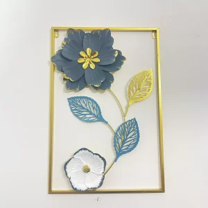 Metal Flower Wall Motif Hanging